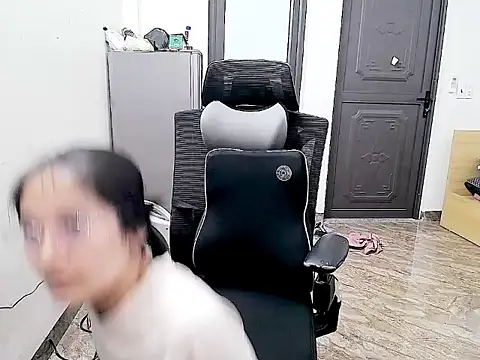 Shulee- online show from 02-22-26, 07:19