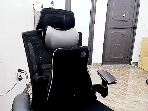 Shulee- online show from 03-24-26, 03:22