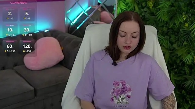 AlexaFleur online show from 06-15-26, 01:13