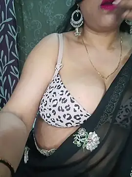 Hot-BHABHI696 online show from 04-22-26, 09:33