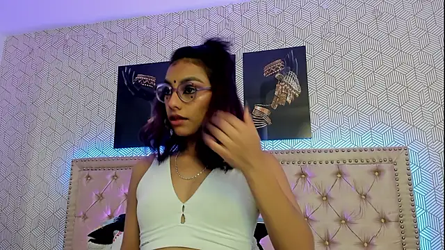 MeganRosseX online show from 03-12-26, 05:19