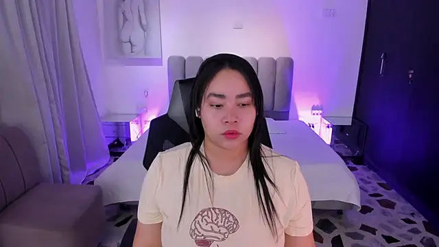 ThaliaBrookss  online show from 07-28-26, 05:03