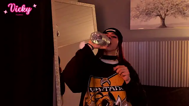 Snapshot of vicky_fant4sy chatting on 02-09-26, 01:26 vicky fant4sy online show from 02-09-26, 01:26