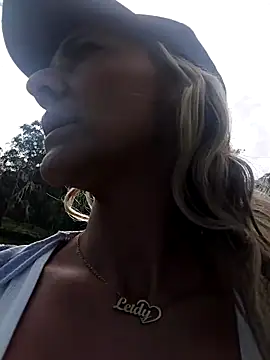 Monita Med online show from 04-26-26, 01:42