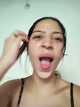 Aitana 2-0 online show from 02-18-26, 07:43