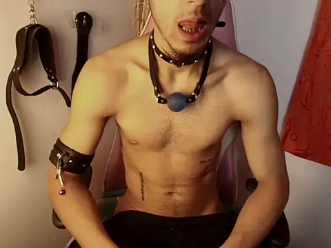 Snapshot of dark_rosse chatting on 02-08-26, 10:51 dark rosse online show from 02-08-26, 10:51