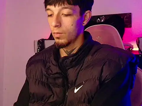 Snapshot of dark_rosse chatting on 02-17-26, 03:25 dark rosse online show from 02-17-26, 03:25