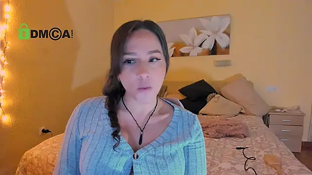 juliiaroberts online show from 03-22-26, 03:32