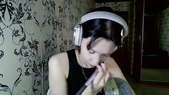 LxayBloom online show from 03-25-26, 07:03