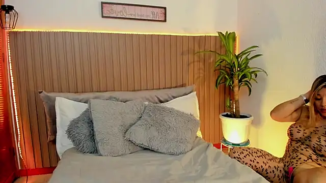 IndieMiller online show from 04-08-26, 12:05