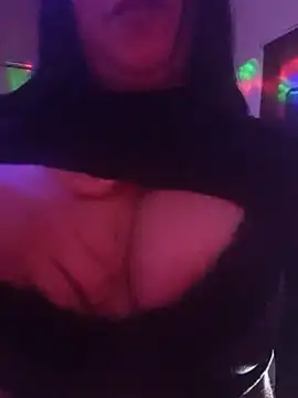Snapshot of daaibabyxxx chatting on 05-27-26, 12:02 daaibabyxxx online show from 05-27-26, 12:02