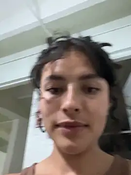 Snapshot of auroramooon chatting on 03-06-26, 11:12 auroramooon online show from 03-06-26, 11:12