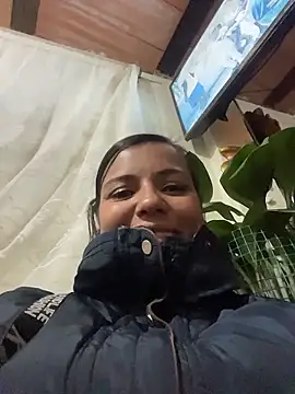 cinthia2011 online show from 01-13-26, 12:27