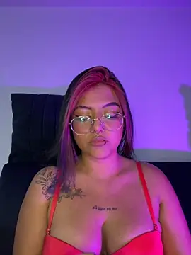 queen of you heart online show from 02-15-26, 02:08