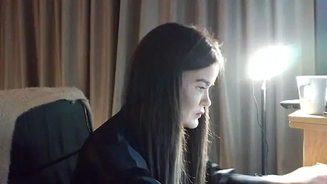 Snapshot of ScottishIvy chatting on 02-09-26, 04:22 ScottishIvy online show from 02-09-26, 04:22