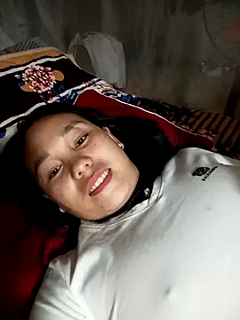 vanvan005 online show from 04-25-26, 01:41