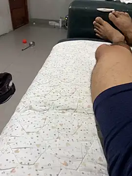 Snapshot of biggmine chatting on 02-14-26, 09:50 biggmine online show from 02-14-26, 09:50