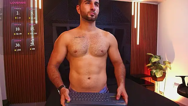 Snapshot of lorenzo_walker_1 chatting on 03-06-26, 05:31 lorenzo walker 1 online show from 03-06-26, 05:31