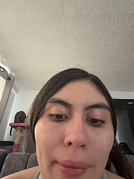 Stormi th online show from 04-19-26, 05:34