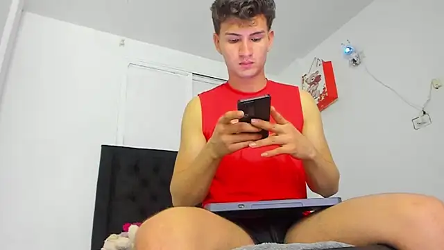 camilo model online show from 04-30-26, 03:46