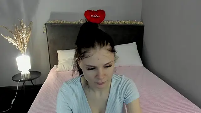 SkinyJoys online show from 02-21-26, 02:01