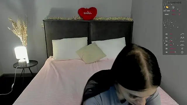 SkinyJoys online show from 03-07-26, 01:57