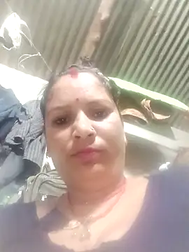 Hot hiuj online show from 04-28-26, 04:56