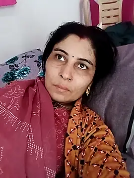 Hot ree85 online show from 02-25-26, 04:11