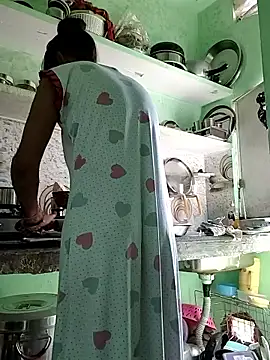 Night-Couple2 online show from 04-16-26, 04:35