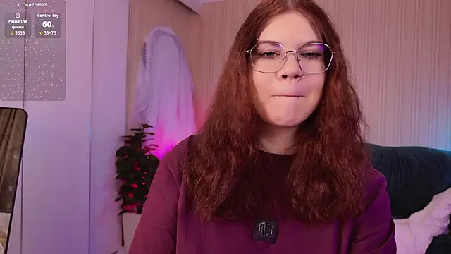 A Lot of Bunny online show from 02-22-26, 09:08