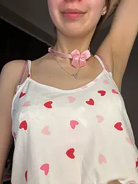 SkylineBliss online show from 02-15-26, 02:30