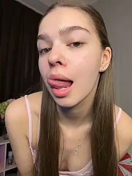 SkylineBliss online show from 04-07-26, 06:25