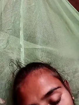 Snapshot of Jan_692 chatting on 03-12-26, 10:38 Jan 692 online show from 03-12-26, 10:38