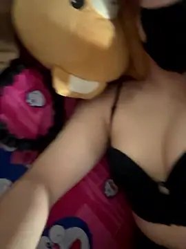 Snapshot of Xukalove68 chatting on 01-08-26, 06:10 Xukalove68 online show from 01-08-26, 06:10