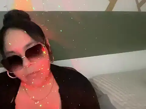 Snapshot of Thickfreakylatina chatting on 03-31-26, 01:40 Thickfreakylatina online show from 03-31-26, 01:40