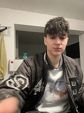 Snapshot of ravenryx chatting on 02-04-26, 03:40 ravenryx online show from 02-04-26, 03:40