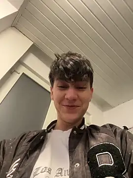 Snapshot of ravenryx chatting on 03-04-26, 03:29 ravenryx online show from 03-04-26, 03:29