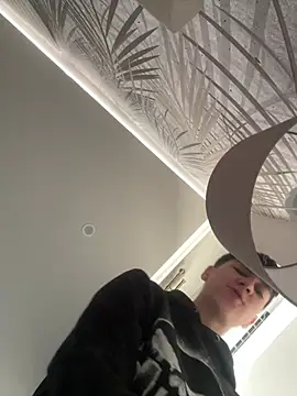 ravenryx online show from 04-10-26, 12:32