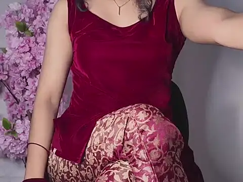 Yasminrosa online show from 02-21-26, 12:33