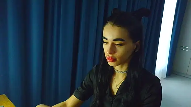 Snapshot of Vlada_Elfie chatting on 03-03-26, 02:34 Vlada Elfie online show from 03-03-26, 02:34