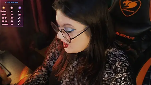 PixelMiss online show from 05-08-26, 02:33