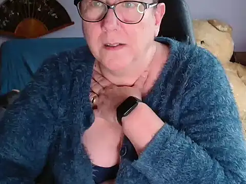 xmyriamx online show from 02-22-26, 09:41