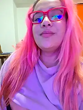 Snapshot of Nova-Satela chatting on 01-06-26, 07:39 Nova-Satela online show from 01-06-26, 07:39