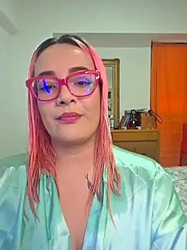 Snapshot of Nova-Satela chatting on 02-04-26, 06:14 Nova-Satela online show from 02-04-26, 06:14