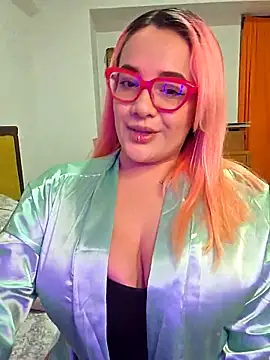 Snapshot of Nova-Satela chatting on 02-10-26, 06:01 Nova-Satela online show from 02-10-26, 06:01