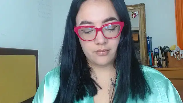 Snapshot of Nova-Satela chatting on 02-25-26, 06:06 Nova-Satela online show from 02-25-26, 06:06