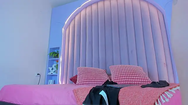 AmberStonne   online show from 02-20-26, 02:52