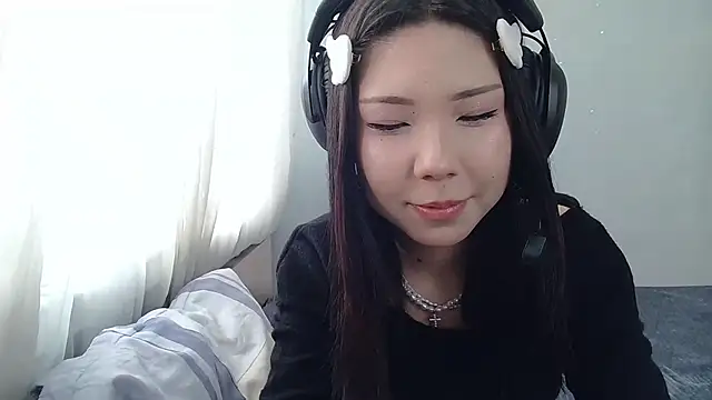 Snapshot of AprilOnilll chatting on 01-10-26, 09:22 AprilOnilll online show from 01-10-26, 09:22