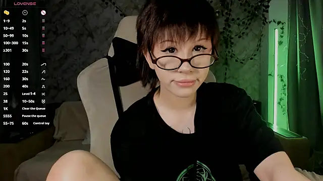 Snapshot of Necucubi02 chatting on 05-29-26, 07:39 Necucubi02 online show from 05-29-26, 07:39