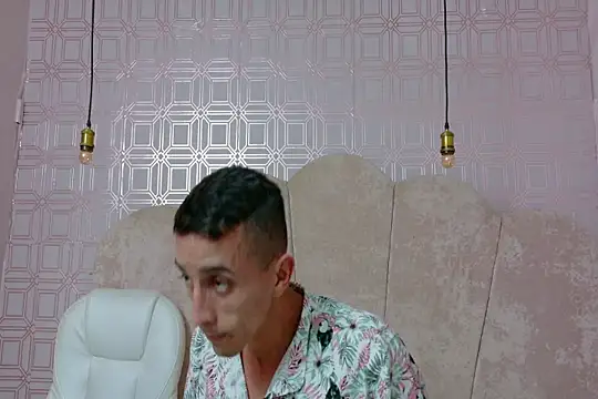 Snapshot of AdanNdEva chatting on 02-18-26, 03:13 AdanNdEva online show from 02-18-26, 03:13